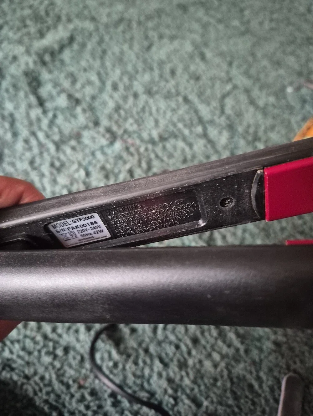 TS-2 Hair Straightener Black Red